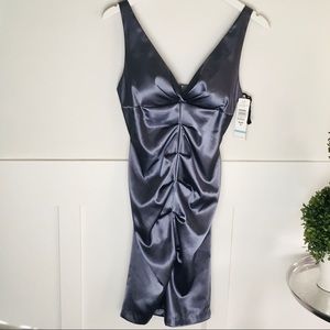 Onyx nite v neck cocktail dress ruching padded bra